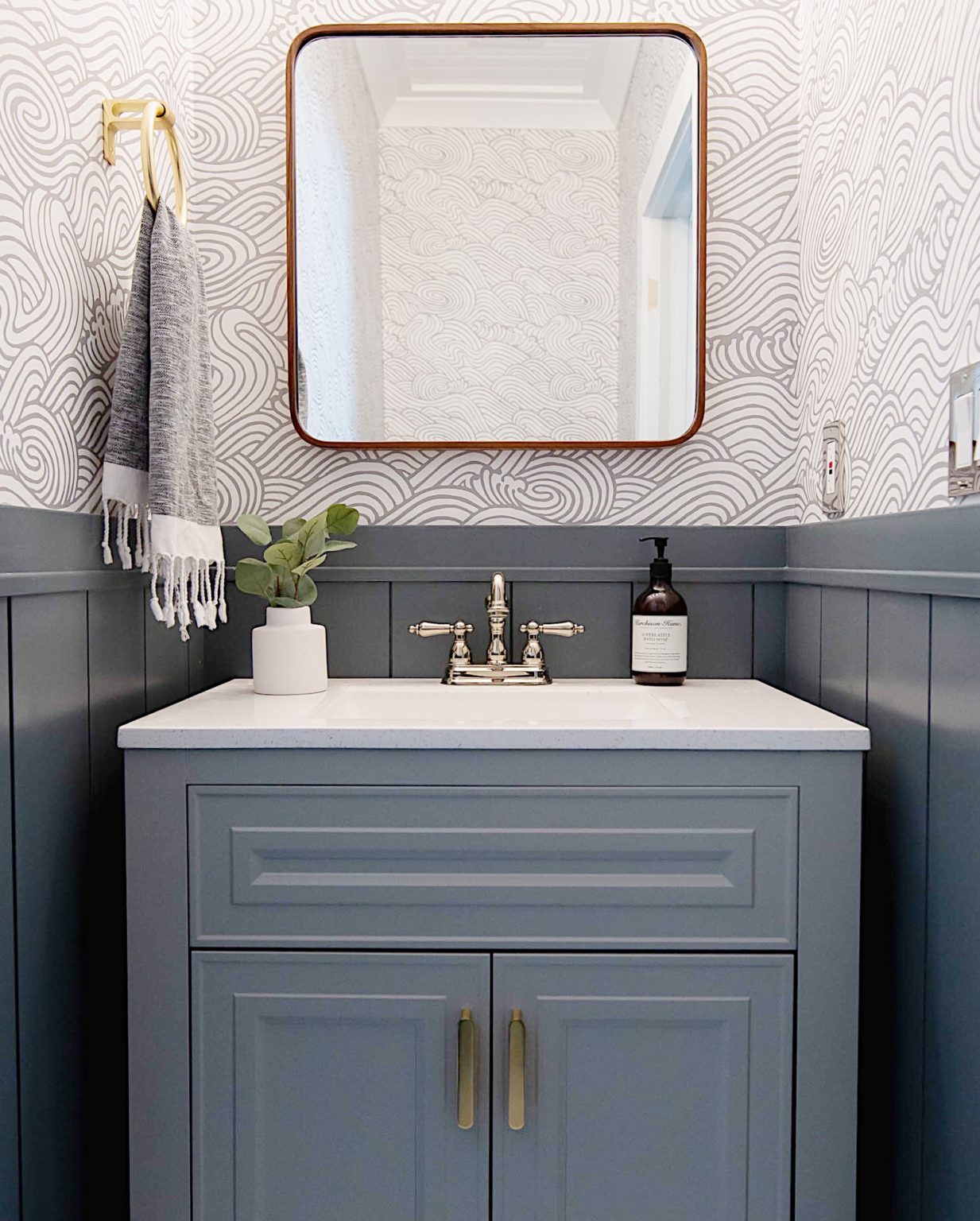 Powder Room - Making Pretty Spaces Blog