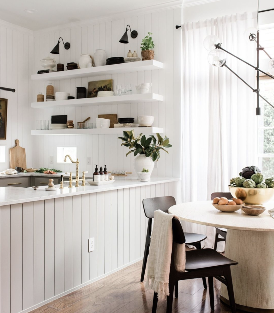 13 Modern Farmhouse Kitchens That Aren't All About Shiplap